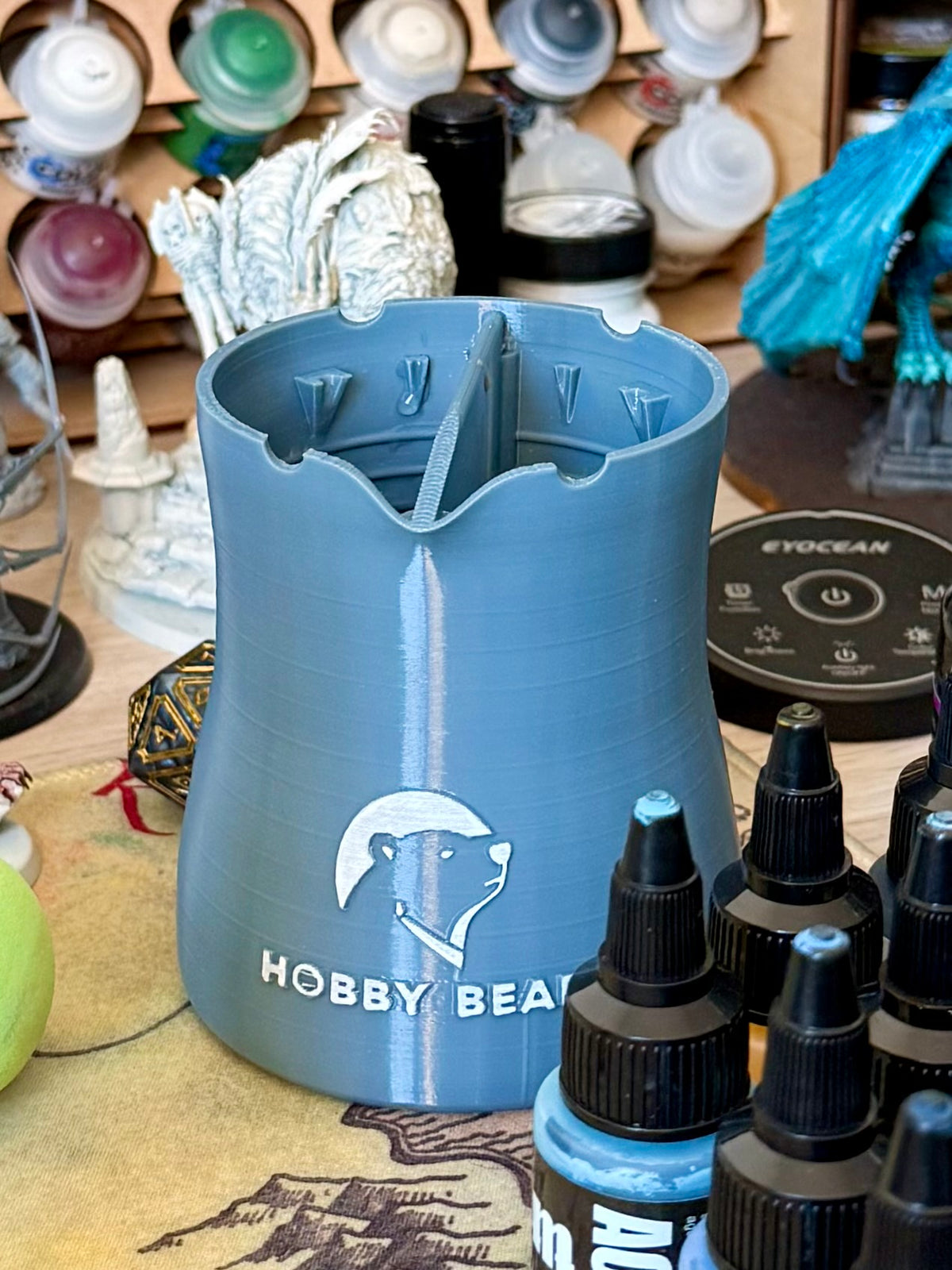 Hobby Bear Brush Cup – Gobelet de rinçage pour pinceaux à double compartiment